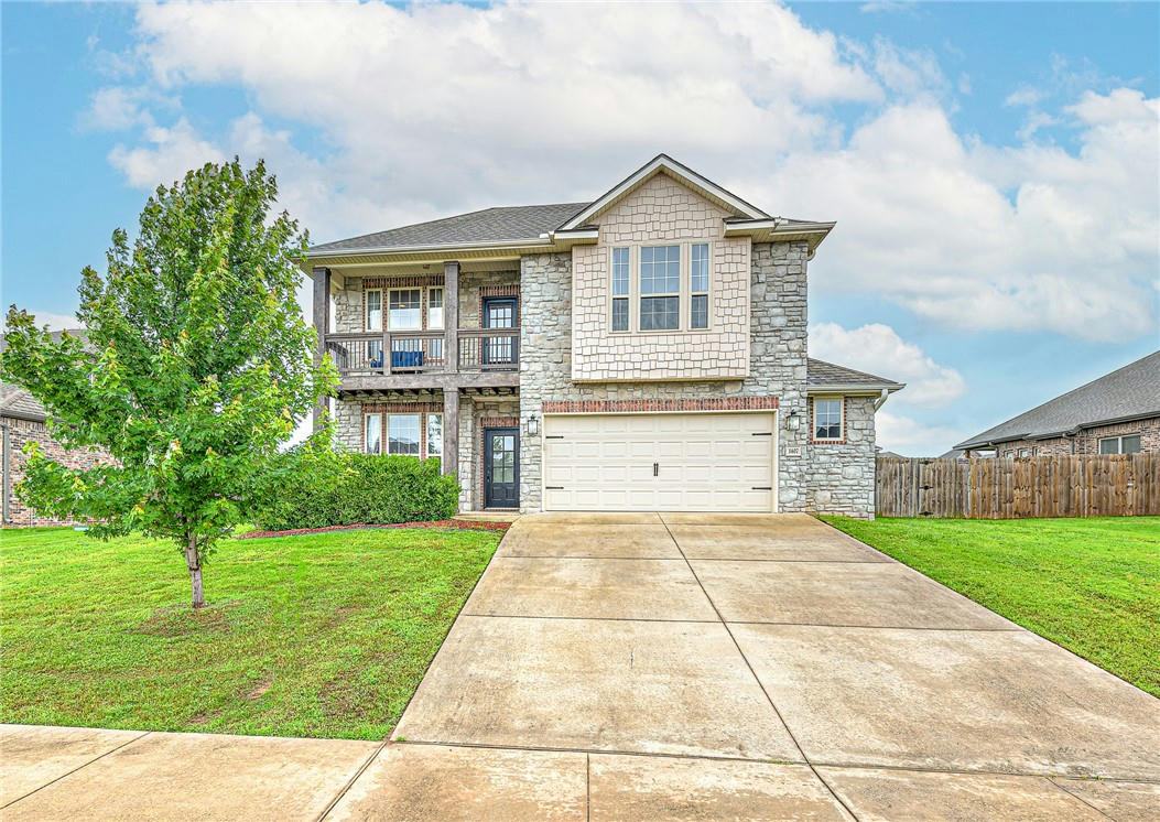 1407 CRESTWOOD HILLS LN, CAVE SPRINGS, AR 72718, photo 1 of 32